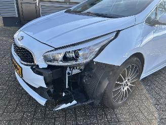 Kia Cee d 1.4 CVVT picture 26