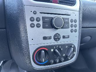 Opel Corsa 1.2 16V Silverline picture 21