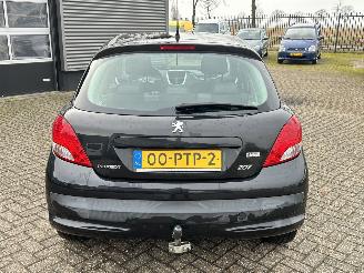 Peugeot 207 1.4 VTi Millesim 200 picture 8