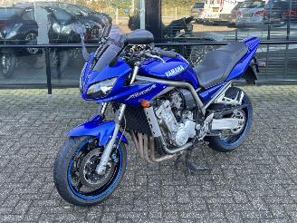 danneggiata motocicli Yamaha FZS 1000 Fazer 2001/8