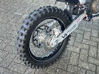 Husqvarna  FE 450 Enduro picture 13