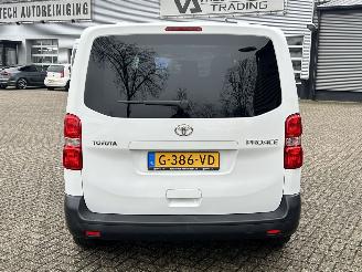 Toyota ProAce Shuttle 1.5 D-4D Cool Comfort Medium 9 personen picture 4