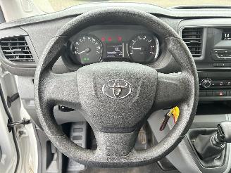Toyota ProAce Shuttle 1.5 D-4D Cool Comfort Medium 9 personen picture 19