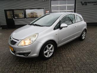 Vaurioauto  passenger cars Opel Corsa 1.4-16V Enjoy 2007/6