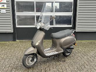 danneggiata scooter AGM  Wangye Maple 2016/6