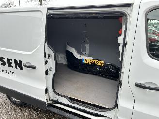 Renault Trafic 2.0 DCI T29 L2H2 Comfort Line picture 14