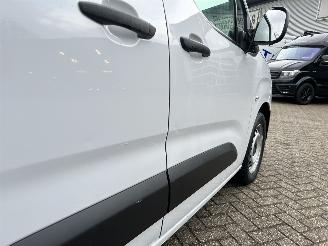 Peugeot Partner 1.5 BlueHDI 100 S&S L1 picture 35