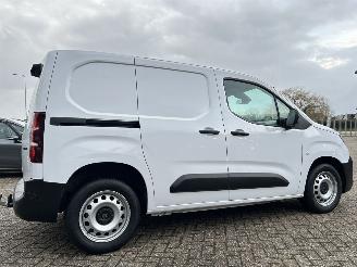 Peugeot Partner 1.5 BlueHDI 100 S&S L1 picture 36