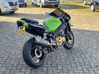 Kawasaki Ninja ZX - 9R  picture 3