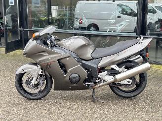 Honda  CBR 1100XX S Blackbird picture 2