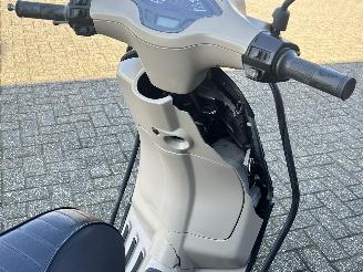 Vespa  Sprint 50 picture 10