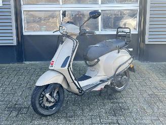  Vespa  Sprint 50 2018/9