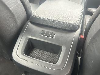 Volvo V-90 2.0 T4 Momentum Automaat picture 13