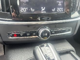 Volvo V-90 2.0 T4 Momentum Automaat picture 26