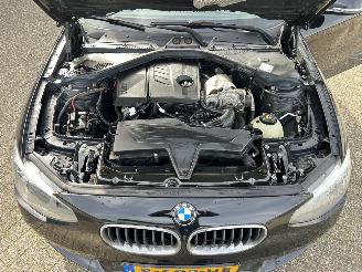 BMW 1-serie 114i 3drs picture 26