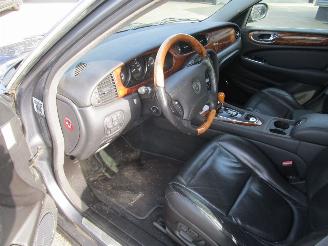 Jaguar XJ 3.5 V8 Executive Automaat picture 9