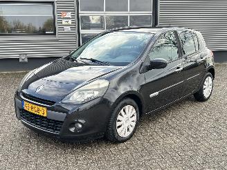  Renault Clio 1.5 dCi Authentique 2011/5