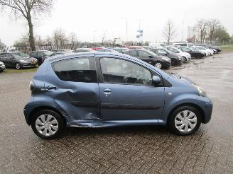 Toyota Aygo 1.0-12V Comfort 5drs picture 6