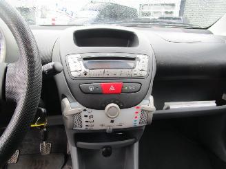 Toyota Aygo 1.0-12V Comfort 5drs picture 13