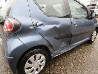 Toyota Aygo 1.0-12V Comfort 5drs picture 21