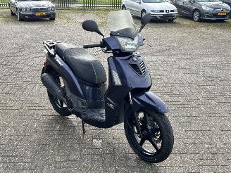 Kymco  People S picture 7