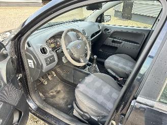 Ford Fusion 1.4-16V Champion picture 9