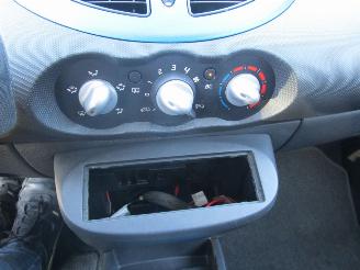 Renault Twingo 1.2-16V Pasisienne picture 13