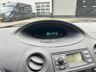 Toyota Yaris 1.3 VVT-i S-Line picture 20