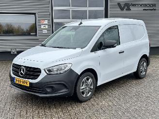 dañado vehículos comerciales Mercedes Citan 108 CDI L1 2024/10