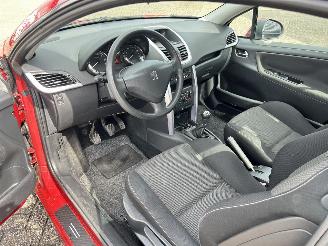 Peugeot 207 CC 1.6 VTi picture 9