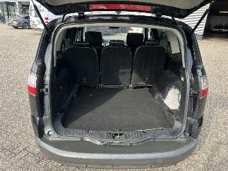 Ford S-Max 2.3-16V picture 13