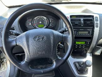 Hyundai Tucson 2.0i Style Executive picture 14