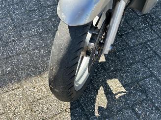 Kymco  People S picture 9