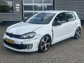  Volkswagen Golf 2.0 GTI 2010/6