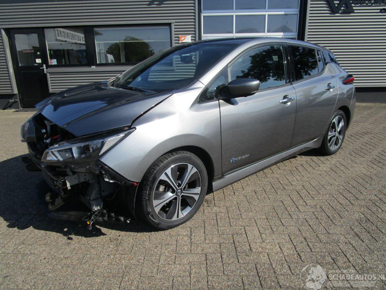 Nissan Leaf N-Connecta 40 KWH
