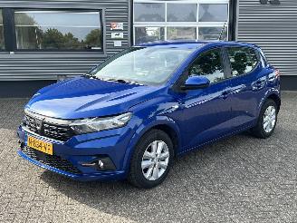 Damaged car Dacia Sandero Stepway 1.0 TCE 100 BI-F Comfort 2022/1