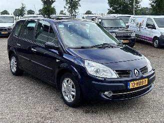Renault Grand-scenic 2.0-16V Tech Line picture 7
