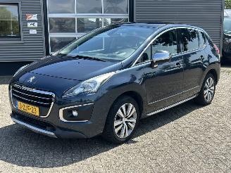 skadebil auto Peugeot 3008 1.6 THP Allure 2015/1