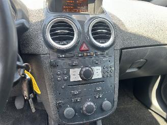 Opel Corsa 1.4-16V Cosmo picture 19