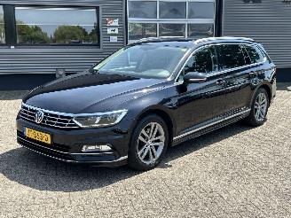 uszkodzony samochody osobowe Volkswagen Passat Variant 2.0 TDI Connected Series Plus 2016/6