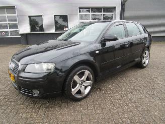 damaged passenger cars Audi A3 Sportback 1.6 FSI Attraction 2007/7