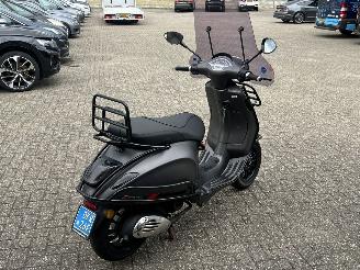 Vespa  Sprint 50 4T picture 5