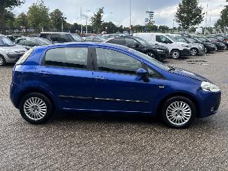 Fiat Grande Punto 1.4-16V Dynamic 5drs picture 6