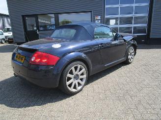 Unfallwagen Audi TT Roadster 1.8 5V Turbo 2002/4