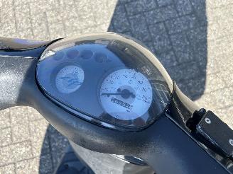 Piaggio  Zip 50 4T picture 12