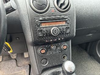 Nissan Qashqai 2.0 Tekna picture 16