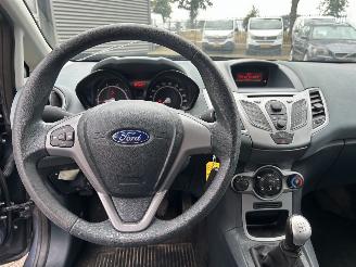 Ford Fiesta 1.25 Limited picture 14