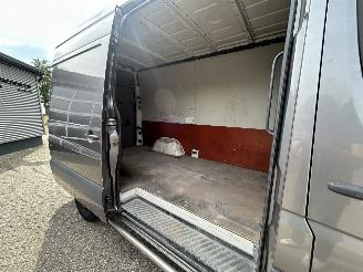 Volkswagen Crafter 35 2.5 TDI L2H2 picture 12