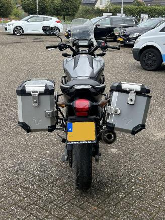 Honda  NC 750 X C-ABS picture 4