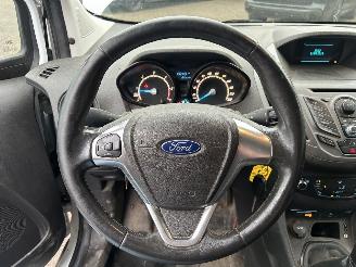 Ford Transit Courier 1.5 TDCI Ambiente Start&Stop picture 15